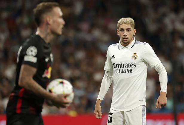 Real Madrid v RB Leipzig - UEFA Champions League MADRID, SPAIN - SEPTEMBER 14:Federico Valverde of Real Madrid during the UEFA Champions League Group F soccer match between Real Madrid and RB Leipzig at Santiago Bernabeu Stadium in Madrid, Spain on September 14, 2022. Madrid Spain. Editorial use only. Please get in touch for any other usage. Copyright: x2025xAnadoluxBurakxAkbulutx