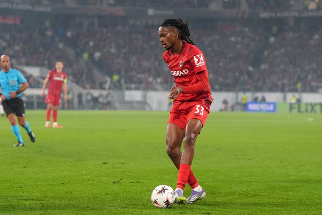 Jordy Makengo SC Freiburg, 33 on the ball , Germany, Football, UEFA Europa League, Matchday 1, League phase, 2025 2026, SC Freiburg vs FC Basel, 24 09 2025, Europa Park Stadion, Freiburg, Germany Freiburg Europa Park Stadion Baden Württemberg Germany Copyright: xArnexAmbergx