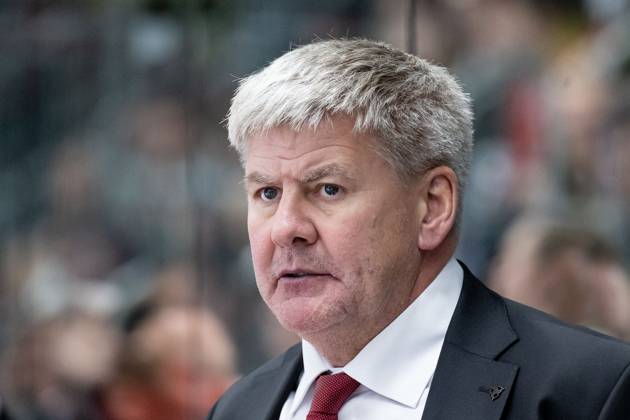 Bill Peters Head Coach, Augsburger Panther Portrait Portraet GER, Augsburger Panther vs Koelner Haie, Ice Hockey, DEL, Matchday 5, Season 2025 2026, 26 09 2025 GER, Augsburger Panther vs Koelner Haie, Ice Hockey, DEL, Matchday 5, Season 2025 2026, 26 09 2025 Augsburg Copyright: xEibner-Pressefoto HeikexFeinerx EP_HFR