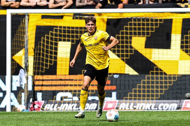 Alexander Rossipal SG Dynamo Dresden,19 2 Soccer Bundesliga Season 2025 2026 SG Dynamo Dresden vs 1 FC Magdeburg at Rudolf Harbig Stadium in Dresden Freisteller,action,soccer,man,men,Germany,09 08 2025