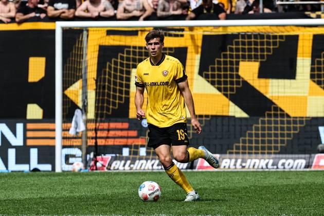 Alexander Rossipal SG Dynamo Dresden,19 2 Soccer Bundesliga Season 2025 2026 SG Dynamo Dresden vs 1 FC Magdeburg at Rudolf Harbig Stadium in Dresden Freisteller,action,soccer,man,men,Germany,09 08 2025