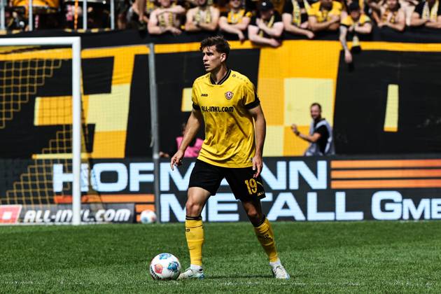 Alexander Rossipal SG Dynamo Dresden,19 2 Soccer Bundesliga Season 2025 2026 SG Dynamo Dresden vs 1 FC Magdeburg at Rudolf Harbig Stadium in Dresden Freisteller,action,soccer,man,men,Germany,09 08 2025