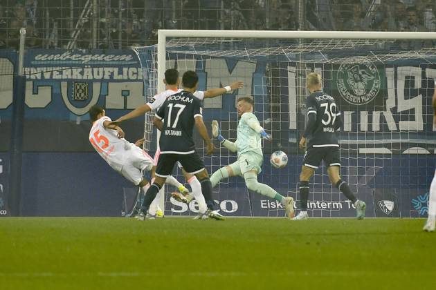 Tim Oberdorf Duesseldorf 15 scores the goal to 0 1 27 09 2025 Soccer VfL Bochum vs Fortuna Duesseldorf, Vonovia Ruhrstadion, Bochum, DFB DFL REGULATIONS PROHIBIT ANY USE OF PHOTOGRAPHS AS IMAGE SEQUENCES AND OR QUASI VIDE Copyright: xpepphotox xSaschaxWeizx pep00321, pep_20250921_hm_16058