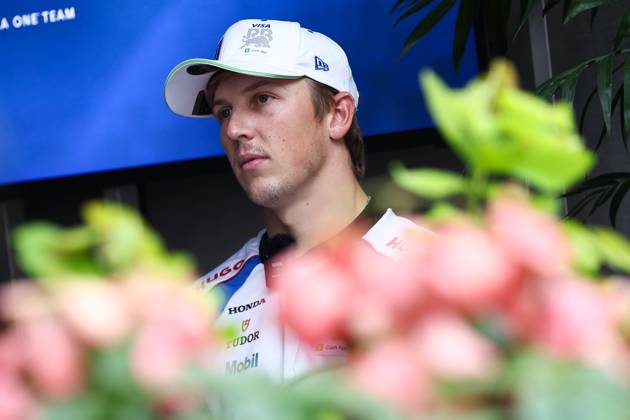 F1 - SINGAPORE GRAND PRIX 2025 LAWSON Liam (nzl), Visa Cash App RB F1 Team VCARB02, portrait during the 2025 Formula 1 Singapore Grand Prix, 18th round of the 2025 FIA Formula One World Championship, WM, Weltmeisterschaft from October 3 to 5, 2025 on the Marina Bay Street Circuit, in Singapore - SingaporeSingapore  Copyright: xEricxAlonsox
