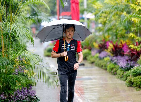 F1 - SINGAPORE GRAND PRIX 2025 KOMATSU Ayao (jpn), Team Principal of Haas F1 team, portrait during the 2025 Formula 1 Singapore Grand Prix, 18th round of the 2025 FIA Formula One World Championship, WM, Weltmeisterschaft from October 3 to 5, 2025 on the Marina Bay Street Circuit, in Singapore - SingaporeSingapore  Copyright: xDPPIx