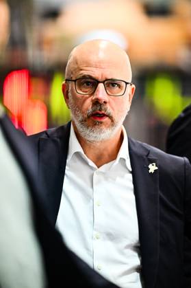 Stefan Nyman Head Coach, Head Coach, Iserlohn Roosters , GER, Iserlohn Roosters vs Loewen Frankfurt, Ice Hockey, Penny DEL, Matchday 7, Season 2025 2026, 02 10 2025, GER, Iserlohn Roosters vs Loewen Frankfurt, Ice Hockey, Penny DEL, Matchday 7, Season 2025 2026, 02 10 2025 Iserlohn Copyright: xJonasxBrockmann Eibner-Pressefotx EP_JBN