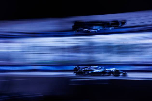 October 3, 2025, Singapore, Singapore: Andrea Kimi Antonelli of Italy drives the (12) Mercedes-AMG PETRONAS Formula One Team W16 during practice session one ahead of the F1 Grand Prix of Singapore at the Marina Bay Street Circuit. Singapore Singapore - ZUMAs197 20251003_aaa_s197_134 Copyright: xGeorgexHitchensx