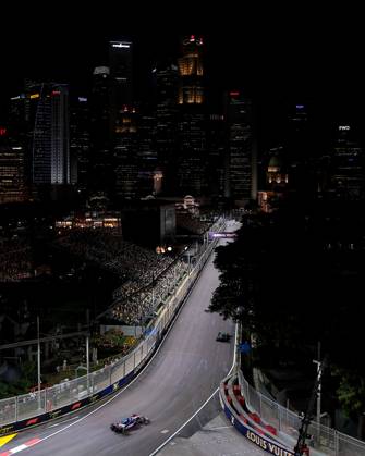 F1 - SINGAPORE GRAND PRIX 2025 43 COLAPINTO Franco (arg), Alpine F1 Team A525, action during the 2025 Formula 1 Singapore Grand Prix, 18th round of the 2025 FIA Formula One World Championship, WM, Weltmeisterschaft from October 3 to 5, 2025 on the Marina Bay Street Circuit, in Singapore - SingaporeSingapore  Copyright: xEricxAlonsox
