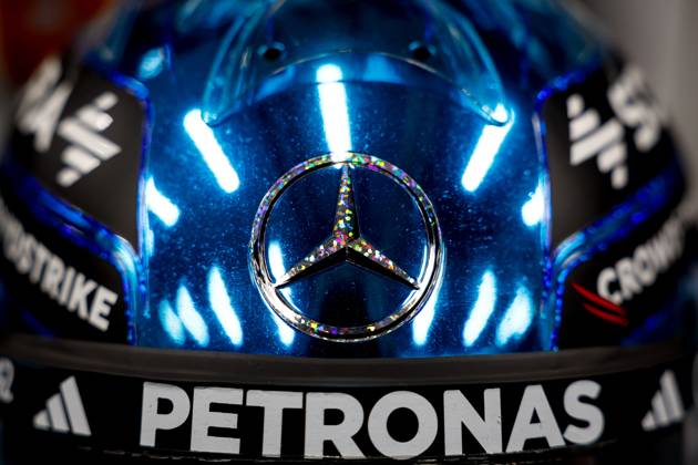 F1 - SINGAPORE GRAND PRIX 2025 RUSSELL George (gbr), Mercedes AMG F1 Team W16, portrait during the 2025 Formula 1 Singapore Grand Prix, 18th round of the 2025 FIA Formula One World Championship, WM, Weltmeisterschaft from October 3 to 5, 2025 on the Marina Bay Street Circuit, in Singapore - SingaporeSingapore  Copyright: xDPPIx