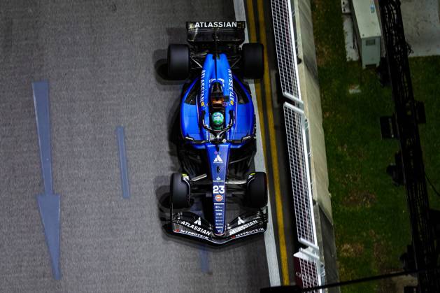 F1 - SINGAPORE GRAND PRIX 2025 23 ALBON Alexander (tha), Williams Racing FW47, action during the 2025 Formula 1 Singapore Grand Prix, 18th round of the 2025 FIA Formula One World Championship, WM, Weltmeisterschaft from October 3 to 5, 2025 on the Marina Bay Street Circuit, in Singapore - SingaporeSingapore  Copyright: xFLORENTxGOODENx