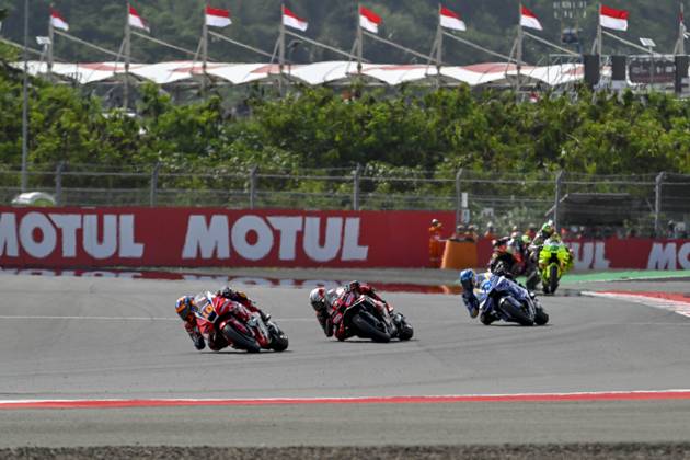 MOTO - MOTO GP - GRAND PRIX OF INDONESIA 2026 10 MARINI Luca (ita), Honda Team, Honda RC213V, action with 72 BEZECCHI Marco (ita), Aprilia Racing Team Gresini, Aprilia RS-GP 2025 during the 2025 MotoGP Pertamina Grand Prix of Indonesia on the Mandalika circuit from October 3 to 5, At West Nusa Tenggara, Indonesia - West Nusa TenggaraIndonesia  Copyright: xGIGIxSOLDANOx