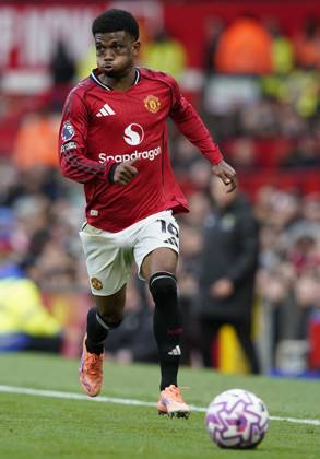 Manchester, England, 4th October 2025. Amad Diallo of Manchester United, ManU during the Manchester United vs Sunderland Premier League match at Old Trafford, Manchester. Picture credit should read: Andrew Yates Sportimage EDITORIAL USE ONLY. No use with unauthorised audio, video, data, fixture lists, club league logos or live services. Online in-match use limited to 120 images, no video emulation. No use in betting, games or single club league player publications. SPI_055_AY_MAN_UTD_SUN SPI-4195-0068