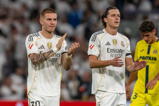 Real Madrid CF™s Alvaro Carreras (r) and Franco Mastantuono celebrate the victory in La Liga match. October 4, 2025. (20251004145)