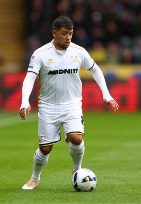 Kingston upon Hull, England, 4th October 2025. Gustavo Hamer of Sheffield United during the Hull City vs Sheffield United Sky Bet Championship match at the MKM Stadium, Kingston upon Hull. Picture credit should read: Simon Bellis Sportimage EDITORIAL USE ONLY. No use with unauthorised audio, video, data, fixture lists, club league logos or live services. Online in-match use limited to 120 images, no video emulation. No use in betting, games or single club league player publications. SPI_054_SB_Hull_Sheffield_United SPI-4194