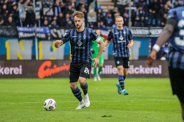 Lukas Klünter SV Waldhof Mannheim, 24 Soccer 3 League, Matchday 10, SV Waldhof Mannheim vs VfL Osnabrück on 04 10 2025 at Mannheim Carl Benz Stadion , Germany Mannheim Carl Benz Stadion Germany Copyright: xFranzxReindelx