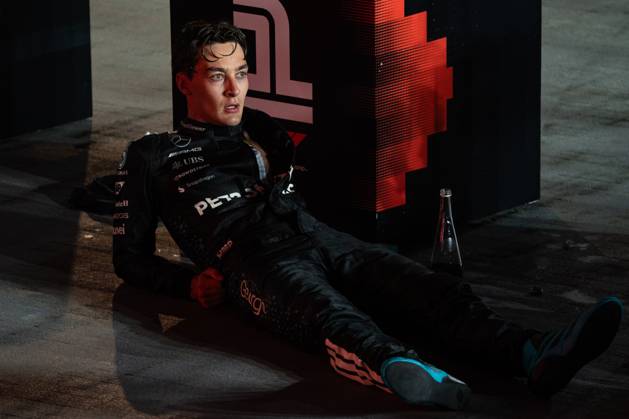 Formula 1 Singapore Grand Prix SINGAPORE, SINGAPORE - OCTOBER 5: George Russell from Mercedes sits from exhaustion after the Formula 1 Singapore Grand Prix at the Marina Bay Street Circuit in Singapore on October 5, 2025. More than 300,000 fans turned out over race weekend according to the organisers. Zakaria Zainal Anadolu Singapore Singapore. Editorial use only. Please get in touch for any other usage. Copyright: x2025xAnadoluxZakariaxZainalx