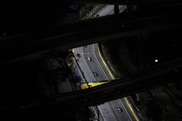 F1 - SINGAPORE GRAND PRIX 2025 during the 2025 Formula 1 Singapore Grand Prix, 18th round of the 2025 FIA Formula One World Championship, WM, Weltmeisterschaft from October 3 to 5, 2025 on the Marina Bay Street Circuit, in Singapore - SingaporeSingapore Copyright: xXavixBonillax