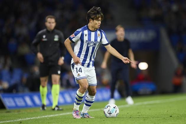 October 5, 2025, San Sebastian, Guipuzcoa, SPAIN: Takefusa Kubo of Real Sociedad in action during the LaLiga EA Sports match between Real Sociedad and Rayo Vallecano at Anoeta on October 5, 2025, in San Sebastian, Spain. San Sebastian SPAIN - ZUMAa181 20251005_zaa_a181_279 Copyright: xRicardoxLarreinax
