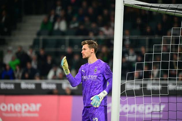 05 10 2025 Moenchengladbach Football, Men, Season 2025 2026, Borussia Moenchengladbach vs SC Freiburg Goalkeeper Moritz Nicolas Gladbach DFL regulations prohibit any use of photographs as image sequences and or quasi video Borussia Park NRW Germany