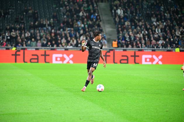 05 10 2025 Moenchengladbach Football, Men, Season 2025 2026, Borussia Moenchengladbach vs SC Freiburg Johan Manzambi Freiburg DFL regulations prohibit any use of photographs as image sequences and or quasi video Borussia Park NRW Germany