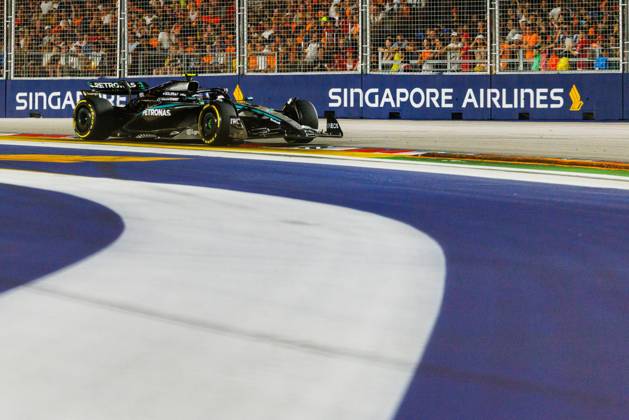 October 5, 2025, Singapore, Singapore: Andrea Kimi Antonelli of Italy and the Mercedes-AMG PETRONAS Formula One Team during the F1 Grand Prix of Singapore at the Marina Bay Street Circuit. Singapore Singapore - ZUMAs197 20251005_aaa_s197_553 Copyright: xGeorgexHitchensx