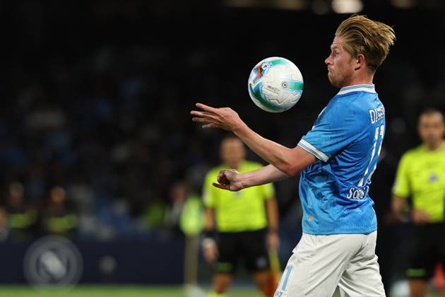 Napoli™s Kevin De Bruyne during the Serie A soccer match between Napoli and Genoa at the Diego Armando Maradona Stadium in Naples, southern italy - Sunday , October 05 , 2025. - Soccer . Copyright: xAlessandroxGarofalo LaPressex