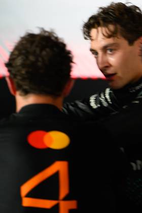 October 5, 2025, Singapore, Tamilnadu, Singapore: George Russell of Mercedes and Lando Norris after the F1 Grand Prix of Singapore at Marina Bay Street Circuit on October, 5th, 2025 in Singapore. Singapore Singapore - ZUMAc251 20251005_znp_c251_021 Copyright: xVikramxChandrasekarx