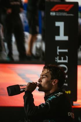 October 5, 2025, Singapore, Tamilnadu, Singapore: George Russell of Mercedes celebrates after the win at the F1 Grand Prix of Singapore at Marina Bay Street Circuit on October, 5th, 2025 in Singapore. Singapore Singapore - ZUMAc251 20251005_znp_c251_027 Copyright: xVikramxChandrasekarx