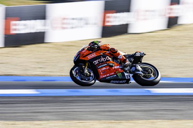 October 10, 2025, Cascais, Lisbon, Portugal: Nicolo Bulega in action during the WorldSBK Championship Free Practice at the Estoril Circuit, Portugal, on October 11, 2025. Cascais Portugal - ZUMAr200 20251010_zsp_r200_007 Copyright: xNunoxReisinhox