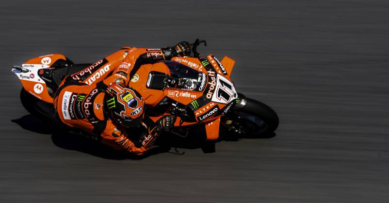 October 10, 2025, Cascais, Lisbon, Portugal: NICOLO BULEGA in action during the WorldSBK Championship Free Practice at the Estoril Circuit, Portugal. Cascais Portugal - ZUMAr200 20251010_zsp_r200_034 Copyright: xNunoxReisinhox
