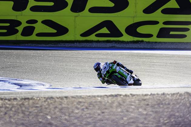 October 11, 2025, Cascais, Lisbon, Portugal: Garrett Gerloff in action during the WorldSBK Championship Free Practice 3 at the Estoril Circuit, Portugal, on October 11, 2025. Cascais Portugal - ZUMAr200 20251011_zsp_r200_017 Copyright: xNunoxReisinhox