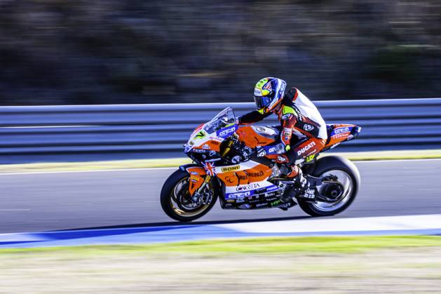 October 11, 2025, Cascais, Lisbon, Portugal: Iker Lecuona in action during the WorldSBK Championship Free Practice 3 at the Estoril Circuit, Portugal, on October 11, 2025. Cascais Portugal - ZUMAr200 20251011_zsp_r200_019 Copyright: xNunoxReisinhox