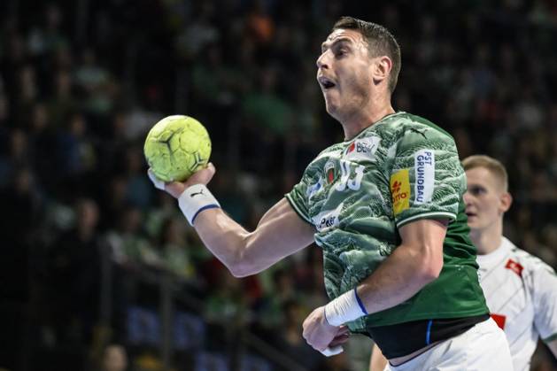 in the picture from l Mijajlo Marsenic Fuechse Berlin , GER, Berlin, Handball, Fuechse Berlin vs GWD Minden , DAIKIN Handball Bundesliga, in the Max Schmeling Halle, 12 10 2025, Copyright: HMBxMedia UwexKoch