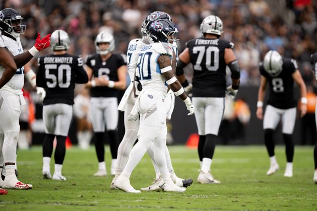 October 12, 2025, Las Vegas, Nevada, USA: Las Vegas Raiders came away with a 20-10 victory over Tennessee Titans during 2025 NFL, American Football Herren, USA Season week 6 at the Allegiant Stadium in Las Vegas. Las Vegas USA - ZUMAo117 20251012_zsp_o117_002 Copyright: xMikaelxOnax
