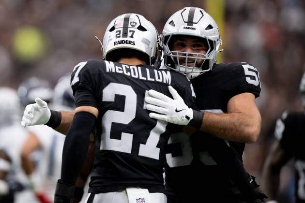 October 12, 2025, Las Vegas, Nevada, USA: Las Vegas Raiders came away with a 20-10 victory over Tennessee Titans during 2025 NFL, American Football Herren, USA Season week 6 at the Allegiant Stadium in Las Vegas. Las Vegas USA - ZUMAo117 20251012_zsp_o117_036 Copyright: xMikaelxOnax