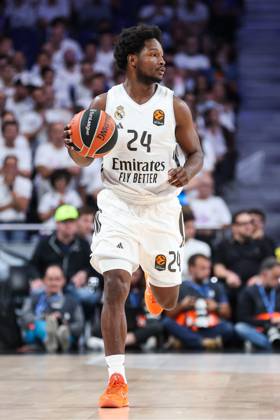 October 15, 2025, Madrid, Madrid, SPAIN: Andres Feliz of Real Madrid in action during the EuroLeague Regular Season Round 4 match between Real Madrid and Partizan Mozzart Bet Belgrade at Movistar Arena on October 15, 2025 in Madrid, Spain. Madrid SPAIN - ZUMAa181 20251015_zaa_a181_053 Copyright: xIrinaxR.xHipolitox