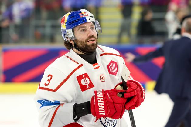 Ice hockey, Eishockey - CHL, EC RBS vs Berlin SALZBURG,AUSTRIA,15.OCT.25 - ICE HOCKEY - CHL, Champions Hockey League, group stage, EC Red Bull Salzburg vs Eisbaeren Berlin. Image shows Peter Schneider (EC RBS).  GEPAxpictures xMathiasxMandl