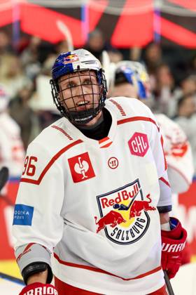 Ice hockey, Eishockey - CHL, EC RBS vs Berlin SALZBURG,AUSTRIA,15.OCT.25 - ICE HOCKEY - CHL, Champions Hockey League, group stage, EC Red Bull Salzburg vs Eisbaeren Berlin. Image shows Mario Huber (EC RBS).  GEPAxpictures xMathiasxMandl