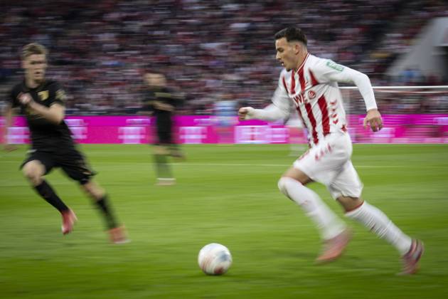 KOELN, GERMANY - OCTOBER 18: Said el Mala (1. FC Koeln, 13) sprinting during the Bundesliga match between 1. FC Koeln vs. FC Augsburg at the Rheinenergie-Stadion on matchday 7 of the 1. Bundesliga on October 18, 2025 in Koeln, Germany. DFL REGULATIONS PROHIBIT ANY USE OF PHOTOGRAPHS AS IMAGE SEQUENCES AND OR QUASI-VIDEO. Nordrhein-Westfalen Germany Copyright: xBEAUTIFULxSPORTS AxelxKohringx