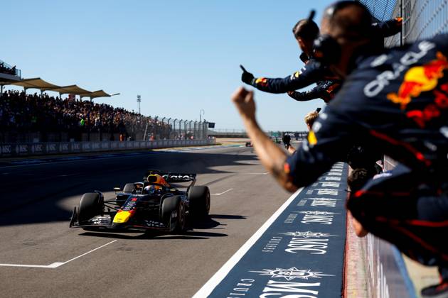 F1 - UNITED STATES GRAND PRIX 2025 01 VERSTAPPEN Max (nld), Red Bull Racing RB21, action during the 2025 Formula 1 United States Grand Prix, 19th round of the 2025 FIA Formula One World Championship, WM, Weltmeisterschaft from October 17 to 19, 2025 on the Circuit of the Americas, in Austin, Texas, United States of America - AustinUnited States Copyright: xDPPIx