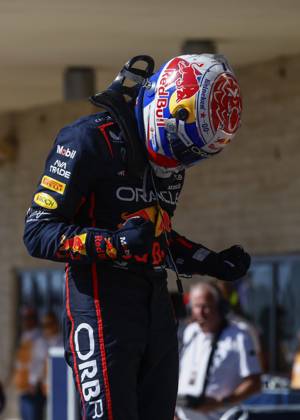 F1 - UNITED STATES GRAND PRIX 2025 VERSTAPPEN Max (ned), Red Bull Racing RB21, portrait celebration victory during the 2025 Formula 1 United States Grand Prix, 19th round of the 2025 FIA Formula One World Championship, WM, Weltmeisterschaft from October 17 to 19, 2025 on the Circuit of the Americas, in Austin, Texas, United States of America - AustinUnited States Copyright: xDPPIx