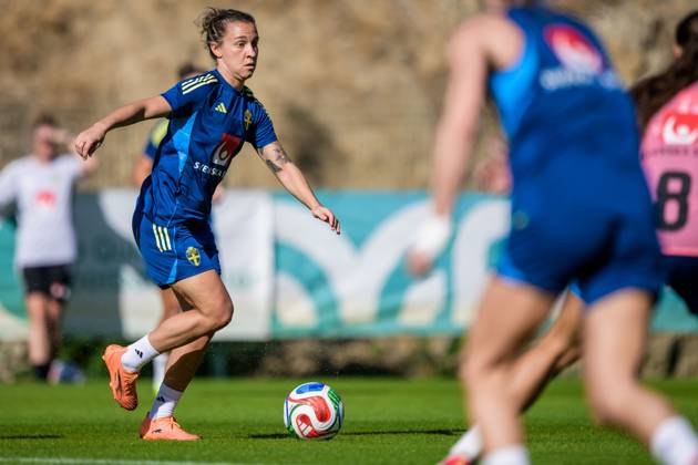 251022 Julia Zigiotti Olme of the Swedish women s national football team on October 22, 2025 in Benahavis Photo Ludvig Thunman BILDBYRAN code LT LT0733 fotboll football soccer fotball träning practice training sverige sweden dam bbeng Copyright: LUDVIGxTHUNMAN BB251022LT014