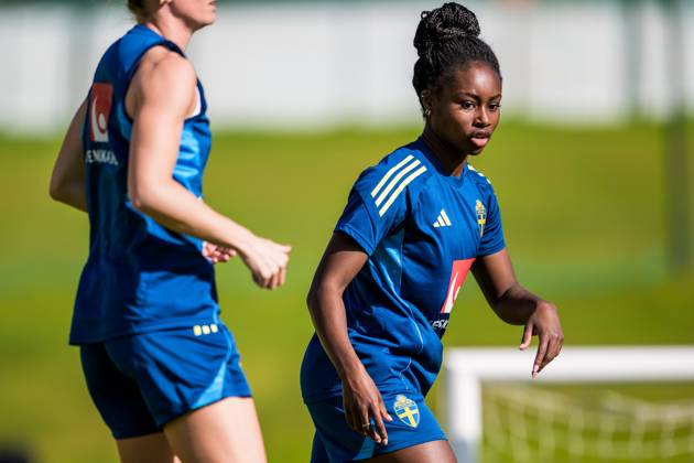 251022 Monica Jusu Bah of the Swedish women s national football team on October 22, 2025 in Benahavis Photo Ludvig Thunman BILDBYRAN code LT LT0733 fotboll football soccer fotball träning practice training sverige sweden dam bbeng  Copyright: LUDVIGxTHUNMAN BB251022LT030