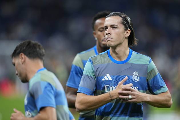 October 22, 2025, Madrid, Madrid, Spain: Alvaro Carreras of Real Madrid CF warms up during the UEFA Champions League 2025 26 League Phase MD3 match between Real Madrid C.F. and Juventus FC at Estadio Santiago Bernabeu on October 22, 2025 in Madrid, Spain. Madrid Spain - ZUMAa181 20251022_zaa_a181_116 Copyright: xOscarxJ.xBarrosox
