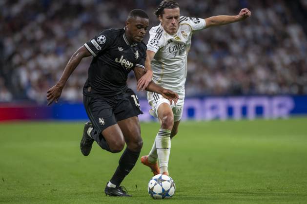 October 23, 2025, Madrid, Madrid, Spain: ALVARO CARRERAS of Real Madrid CF and PIERRE KALULU of Juventus de Turin in action during the match on the third day of the group stage of the 2025 26 UEFA Champions League between REAL MADRID C.F. vs JUVENTUS DE TURIN, played at the Santiago Bernabeu Stadium on October 22, 2025, in Madrid, Spain. Madrid Spain - ZUMAc312 20251023_zsp_c312_044 Copyright: xOscarxManuelxSanchezx