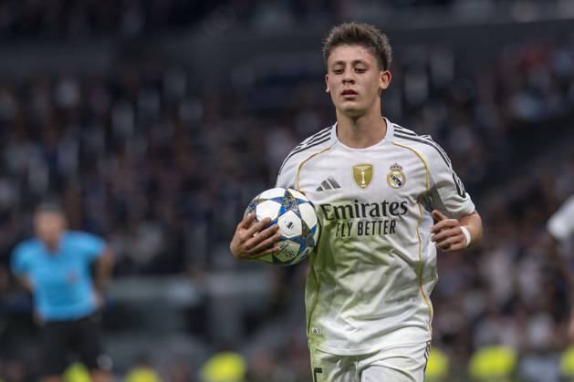 October 23, 2025, Madrid, Madrid, Spain: ARDA GULER of Real Madrid CF in action during the match on the third day of the group stage of the 2025 26 UEFA Champions League between REAL MADRID C.F. vs JUVENTUS DE TURIN, played at the Santiago Bernabeu Stadium on October 22, 2025, in Madrid, Spain. Madrid Spain - ZUMAc312 20251023_zsp_c312_119 Copyright: xOscarxManuelxSanchezx