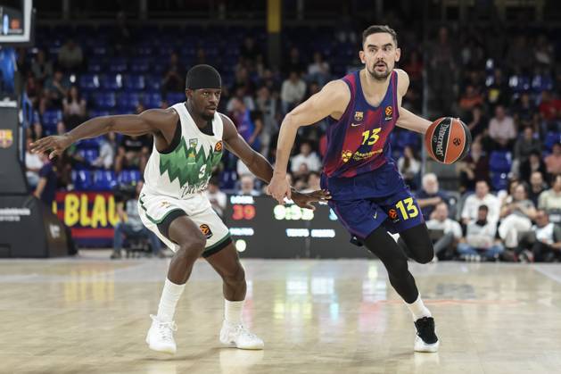 October 23, 2025, Barcelona, Barcelona, Spain: Tomas Satoransky of FC Barcelona, Barca and Sylvain Francisco of Zalgiris Kaunas in action during the Turkish Airlines Euroleague 2025 26 League Phase MD6 match played between FC Barcelona and Zalgiris Kaunas at Palau Blaugrana on October 23, 2025 in Barcelona, Spain. Barcelona Spain - ZUMAa181 20251023_zaa_a181_121 Copyright: xJavierxBorregox