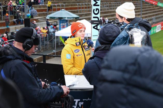 25 10 2025, Ski Jumping, Ladies, FIS Summer Grand Prix, Final Individual Competition Selina Freitag GER interviewed by Mitteldeutscher Rundfunk Klingenthal Vogtland Arena Saxony Germany