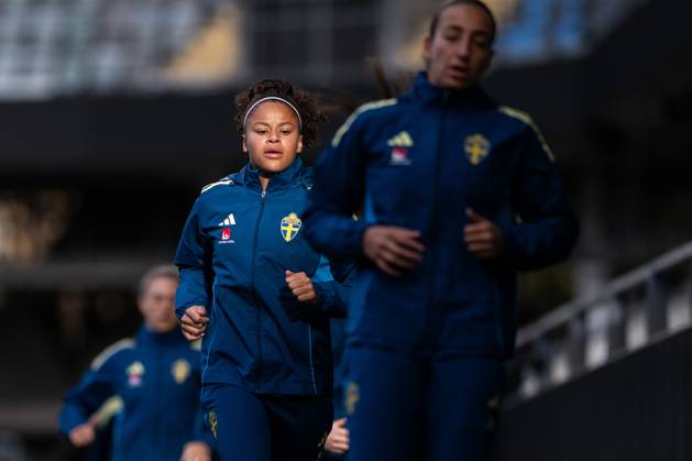 251027 Felicia Schröder of the Swedish women s national football team during a training session on October 27, 2025 in Gothenburg Photo Mathias Bergeld BILDBYRAN kod MB MB1227 fotboll football soccer fotball nations league uefa womens nations league träning practice training sverige sweden dam bbeng Copyright: MATHIASxBERGELD BB251027MB017