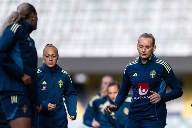 251027 Stina Blackstenius of the Swedish women s national football team during a training session on October 27, 2025 in Gothenburg Photo Mathias Bergeld BILDBYRAN kod MB MB1227 fotboll football soccer fotball nations league uefa womens nations league träning practice training sverige sweden dam bbeng  Copyright: MATHIASxBERGELD BB251027MB021